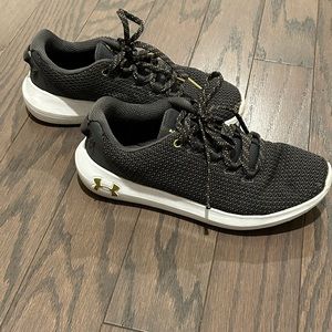 Women’s Under Armour shoes